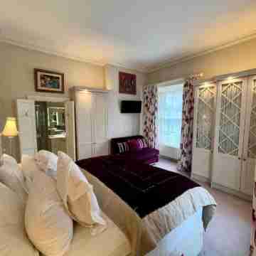 Burlington Townhouse Rooms