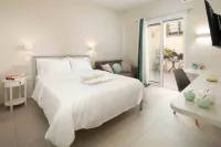 Yard Studio by CorfuEscapes Hotels near New Venetian Fortress