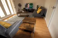 10Min to Oxford - 3 Bedrooms - Sleeps 7 - Pets Ok Hotels in Kidlington