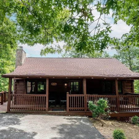 Bean Pot 1 Bedroom Cabin by RedAwning