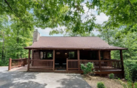 Bean Pot 1 Bedroom Cabin by RedAwning