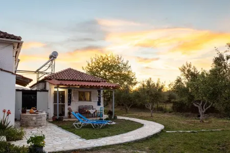 Petalidi Sunny Home One