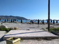 Spacious House with Seaview Hotels in Markopoulo