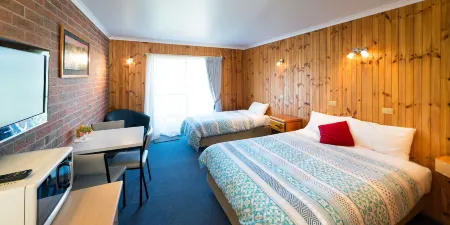 Kookaburra Motor Lodge Отели в г. Холс Гэп