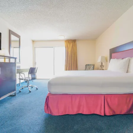 Royal Plaza Inn