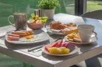 Serenity Hotel and Spa Kabinburi - breakfast