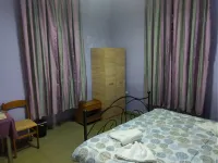 Pinguino Hotels in West Athens