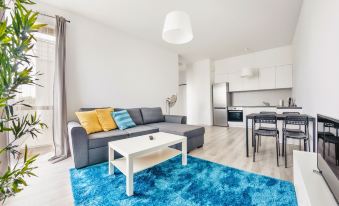 Mila Baltica, Sun & Snow