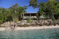 Maratua Guest House Hotels in Teluk Harapan