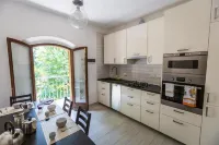 Bologna Butterfly Apartment Hotels in San Vitale Grande