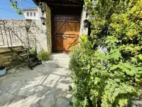Denis Guest House