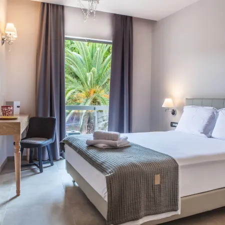 Anemos Rooms & Apartments
