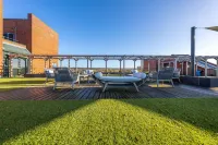 Luxury 1 Bedroom Serviced Apartment in the Heart of Stevenage Hotels near Barclay Academy