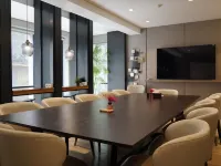 The Day Residence Hotels near Mulia Tower