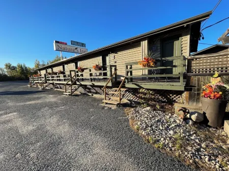 Nature's Inn Kenora