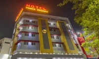 Itsy Hotels Prince Regency Отели рядом с достопримечательностью «Bund Garden»