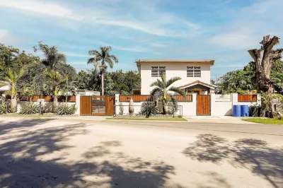 EcoMar Rentals Apartment 3/2 Hotels near Monumento al Dr. Ramón Emeterio Betances y Alacán