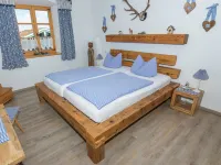 Alluring Holiday Home in Ubersee with Whirlpool