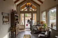 Bella Collina Bed and Breakfast Hotels in Amity