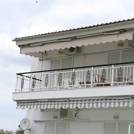 Hanioti Apartment