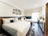 The Carpentry Hotel Hotels in Dalton