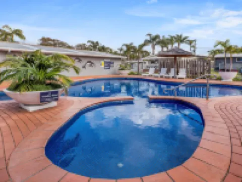Big4 Tasman Holiday Parks - Tathra Beach Hotels in Bega
