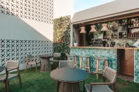 Amoessa Boutique - Adults Only - Baarit