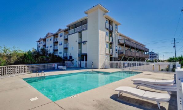 Tiffany's Motel & Condos - Housity