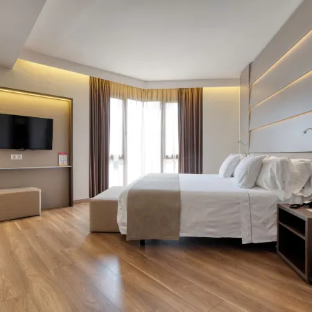 Hotel America Barcelona Отели рядом с достопримечательностью «Железнодорожный вокзал Провенса»