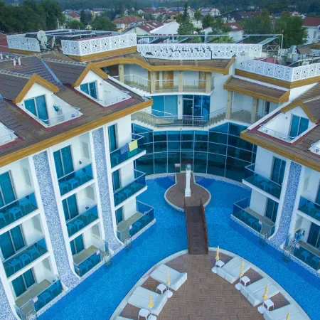 Ocean Blue High Class Hotel & Spa