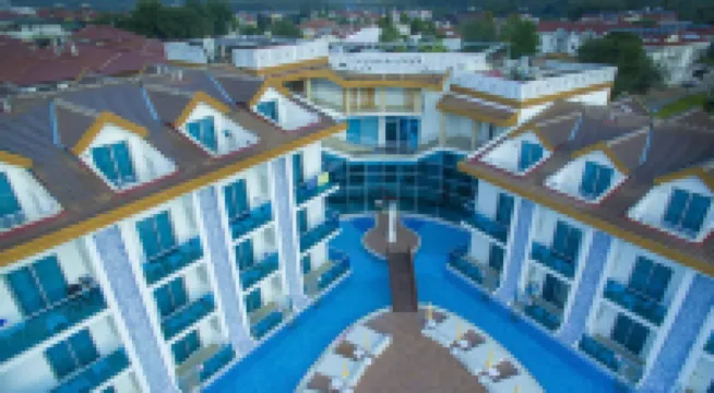 Ocean Blue High Class Hotel & Spa
