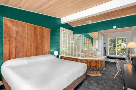 The Inn at Boatworks, Lake Tahoe