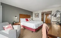 315 LoSo Hotel Airport - Apartments
