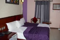 GrandVenice Transit Apartments Hotels in Ікеджа