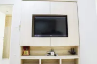 Comfortable 2Br Springlake Summarecon Apartment