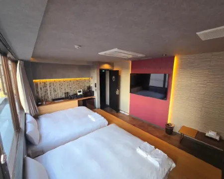 Pinpon Hotel Hotels in Shunan