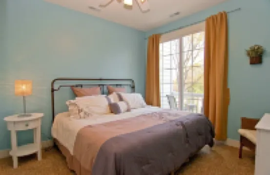 Luxury & Location in New Buffalo - Downtown, Close to Beach, Private Pool