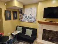 Large studio close to metro in Eckington/Shaw
