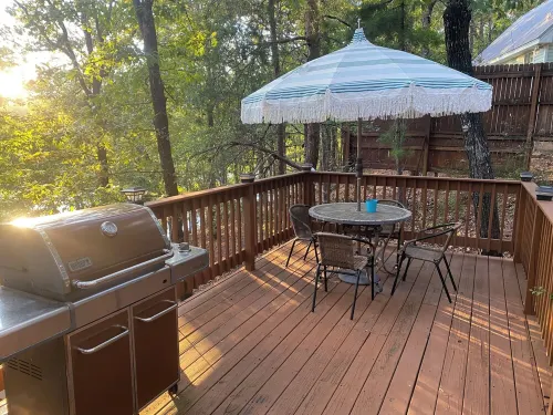 Storybook Cottage on Lay Lake with Kayaks