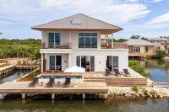 Itz'Ana Resort & Residences Hotels in 