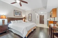 Charming Condo with Pool Access and Golf Course Nearby - Delightful Retreat Hotels in Walton County