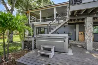Luxe Riverfront Home on 1-Acre Lot w/ Private Dock, Hot Tub & Screened Deck Hotel di Bonita Springs