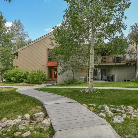 3 Bedroom Condo in Keystone - West Keystone