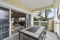 Resort Oasis with Private Amenities and Family Comfort - Elegant Retreat Hotels in Reunion