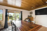 Welcoming Condo with Ocean Views and Private Hot Tub - Short Walk to the Beach Hotels in Oceanside