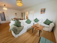"Küstenzauber" - your retreat at the Deichkieker guesthouse - pets allowed Hotels in Horumersiel