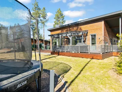 Villa dalton Hotels near Pirunkirkko Trail
