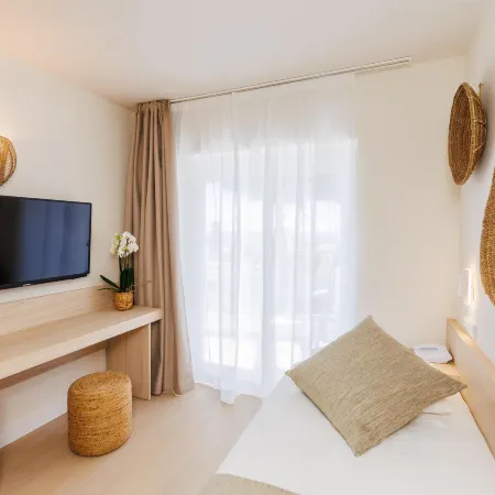 Hotel O7 Alondra