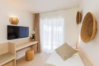 Hotel O7 Alondra - Strand