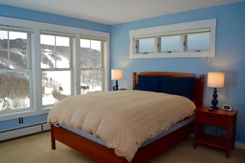 Ski in Ski Out Access and Outdoor Hot Tub - Stunning Mountain Retreat Hotels in Killington